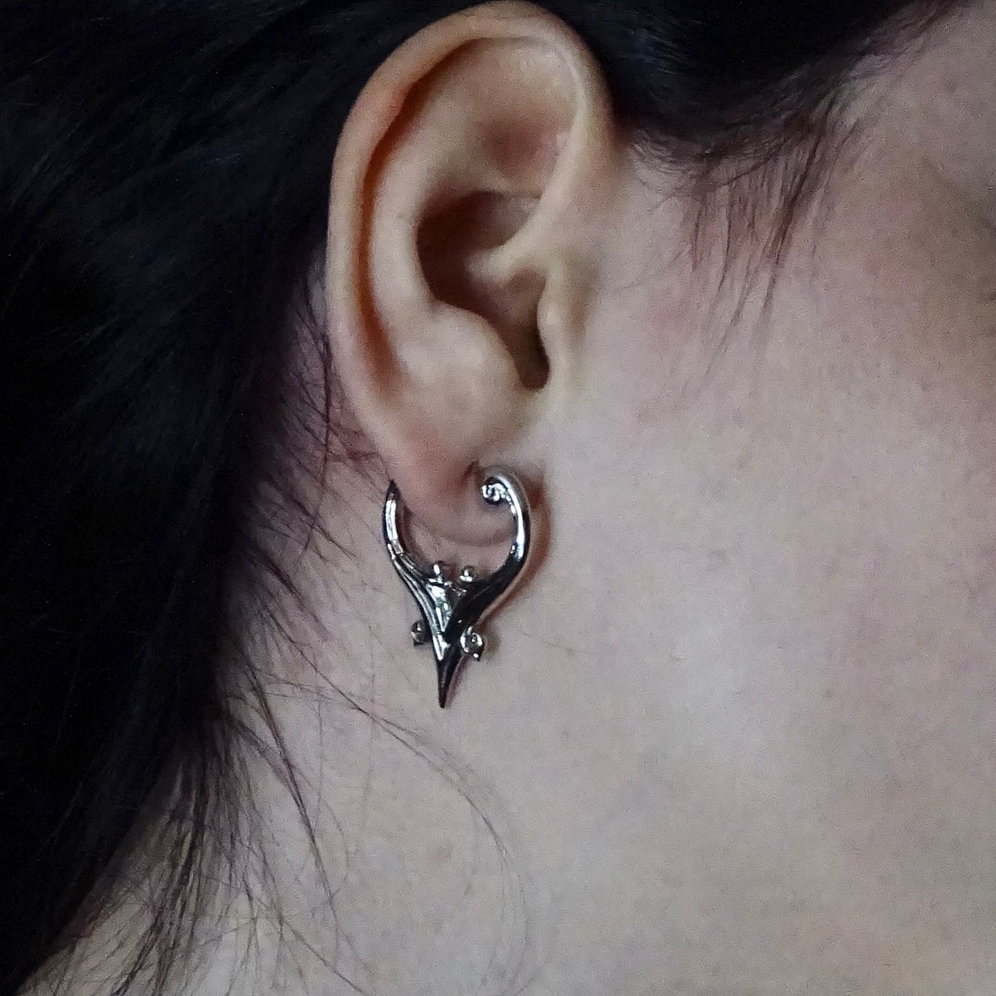 MYSTIC CREST EARRINGS