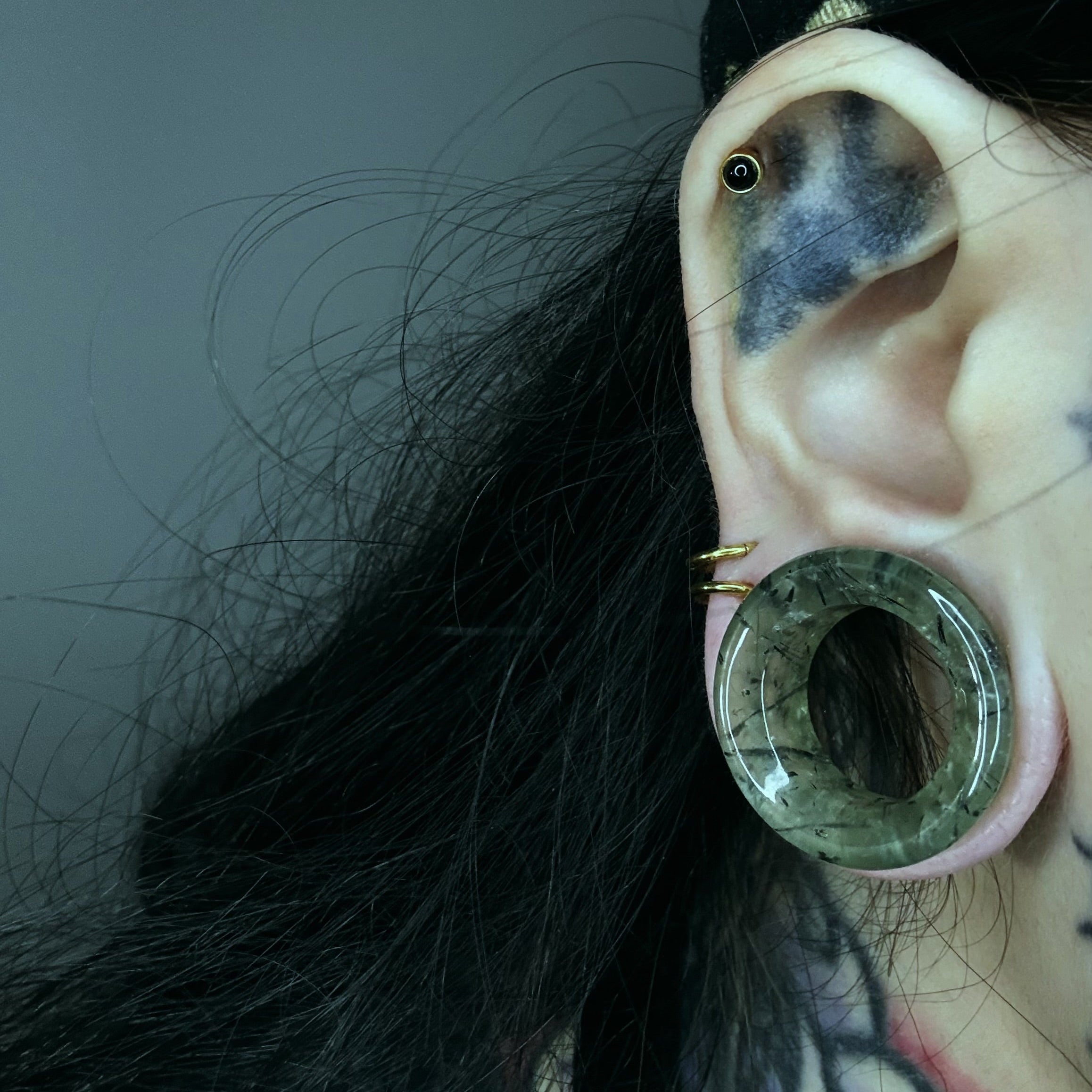 NATURAL STONE PLUGS