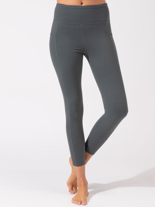 Comfort Fit Ankle Length Pocket Legging